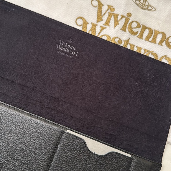 Vivienne Westwood SS19 NWT MACBOOK leather CASE 13” NEW - Picture 10 of 15